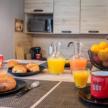 Centre Historique - Free Parking - Self Checkin - Wifi - Industriel - Sleepntripbeziers Apartment Exterior photo